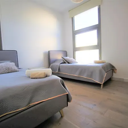 Villa Brand New Modern 2